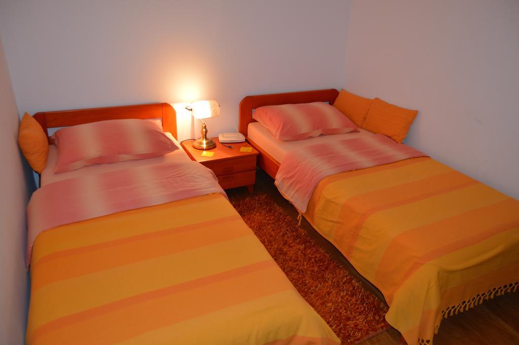 بلغراد Apartment Orange Relax الغرفة الصورة